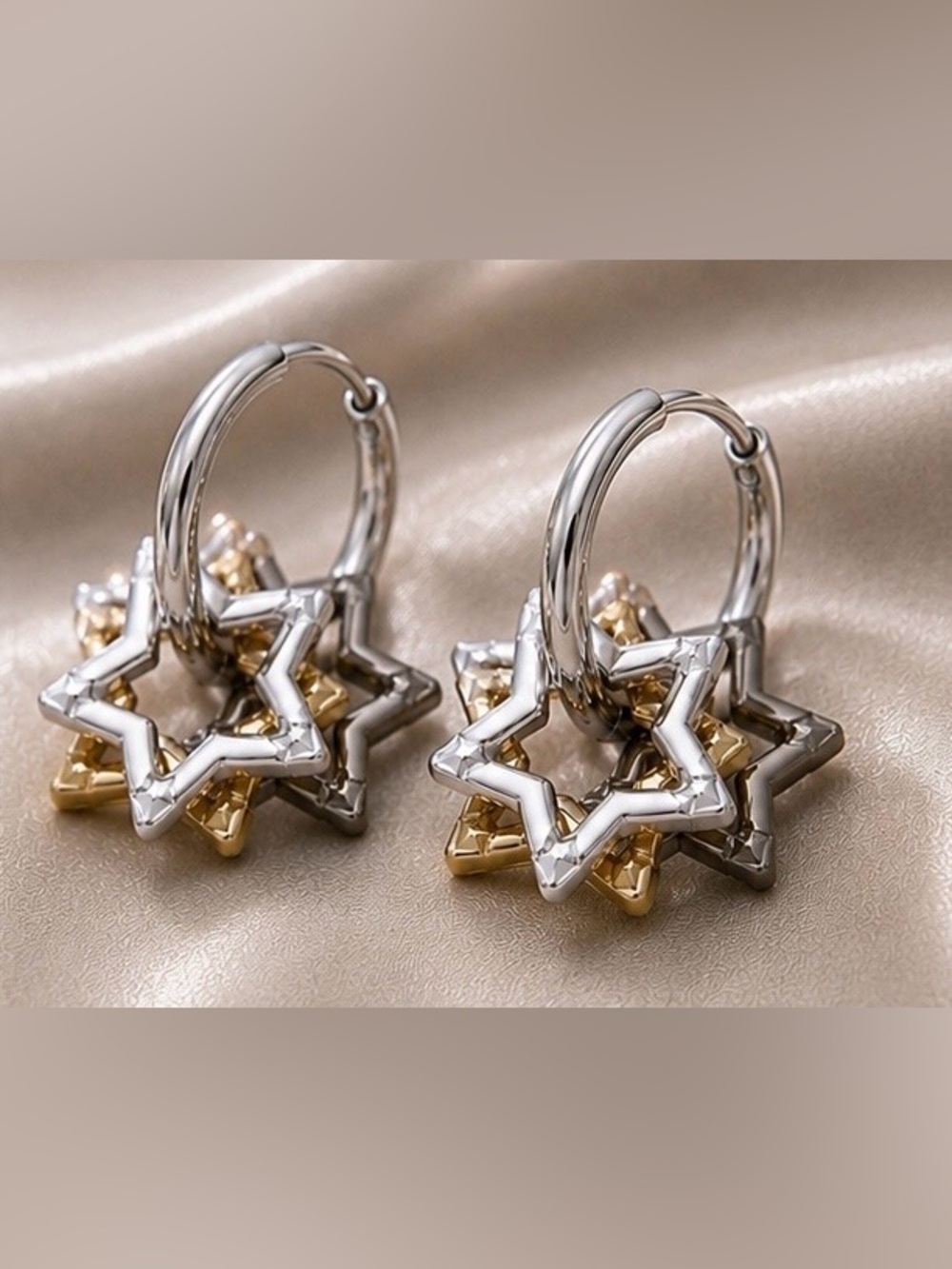 Three-Tone Star Hoop Huggies Earrings Brand New - Picture 2 of 4